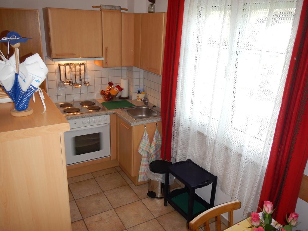 Haus Friedburg Apartment Velden am Woerthersee Bilik gambar